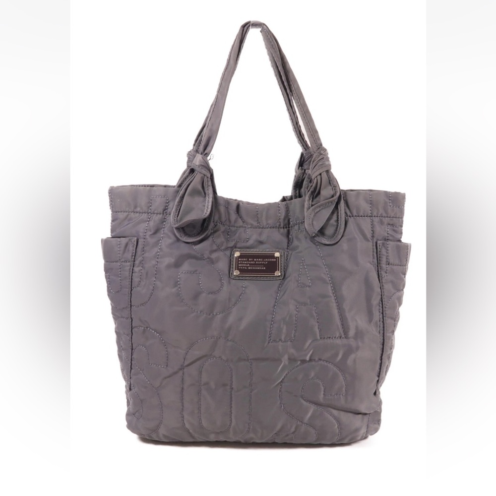 Marc Jacobs Standard Supply Large Gary/Silver Quilted Nylon Tote Bag